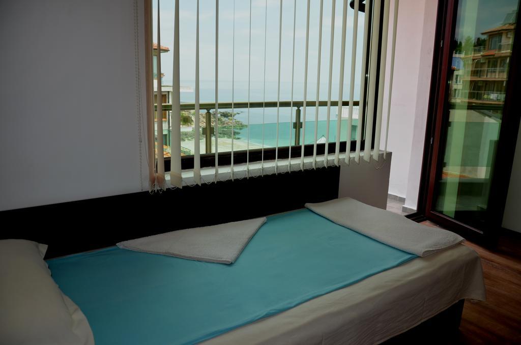 Kani Studios Sozopol Bilik gambar